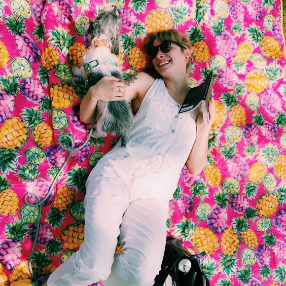 Meet your Posher, Rae - Picture 2 of 2